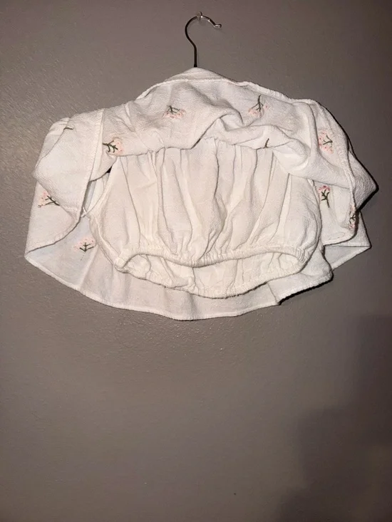 Zara White Off-Shoulder Embroidered Ruffle Crop Top - Picture 3 of 6